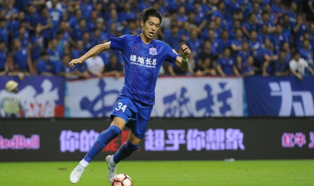 切尔西青春风暴席卷埃弗顿,U23小将包办两球