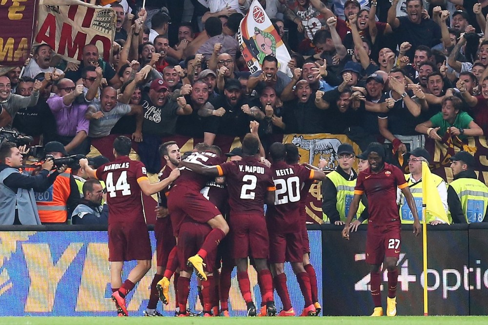  罗马德比火药味浓，红狼主场憾平  